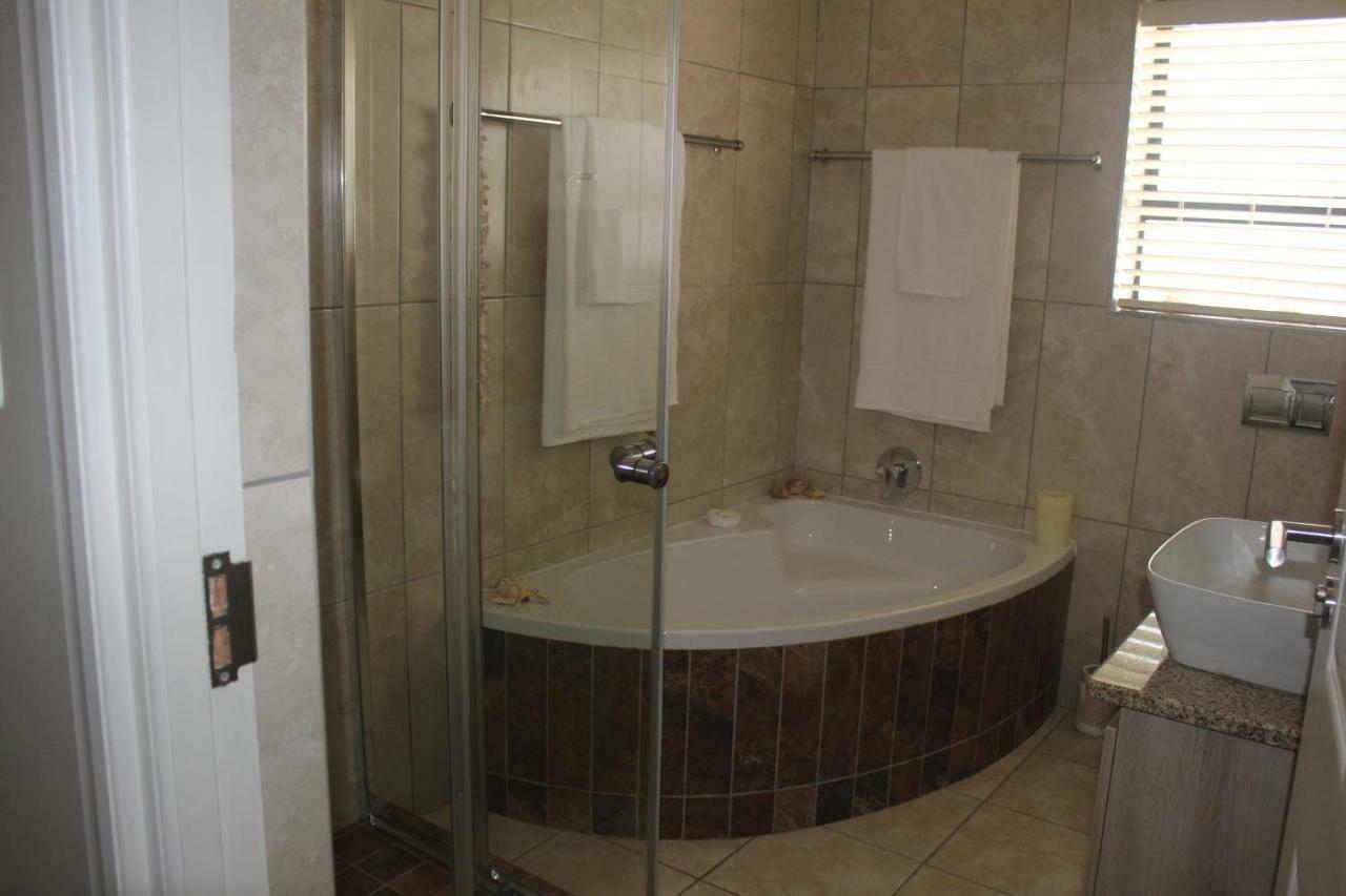 Bed and Breakfast Traveller'S Rest, Reebok Mossel Bay Esterno foto